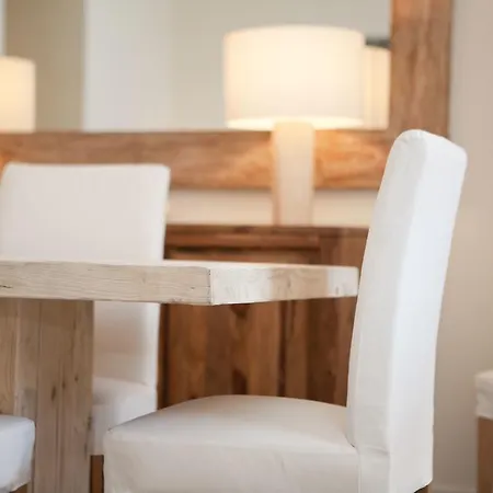 كازانوفا تشارم من 4 غرف نوم