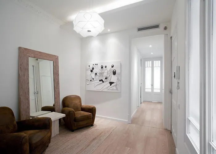 Casanova Charm 4bdr Barcelona
