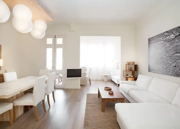 Apartamento Casanova Charm 4bdr Barcelona